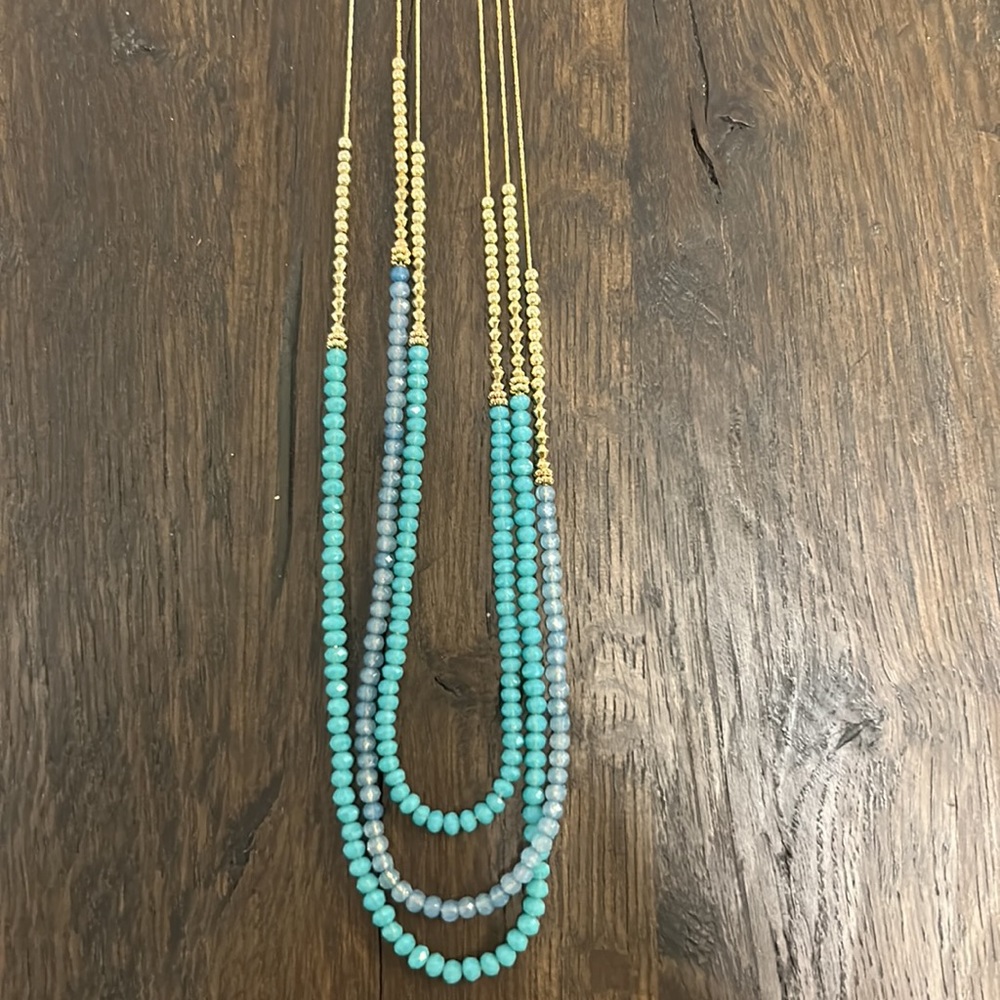 Beaded necklace - Picture 2 of 4